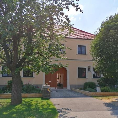 Gaestehaus Anita Breitenbrunn am Neusiedler See Exterior foto