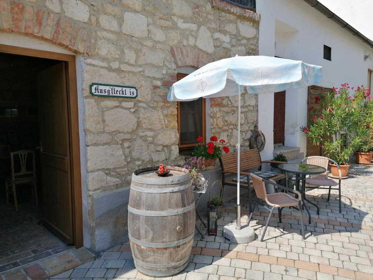 Gaestehaus Anita Breitenbrunn am Neusiedler See Exterior foto