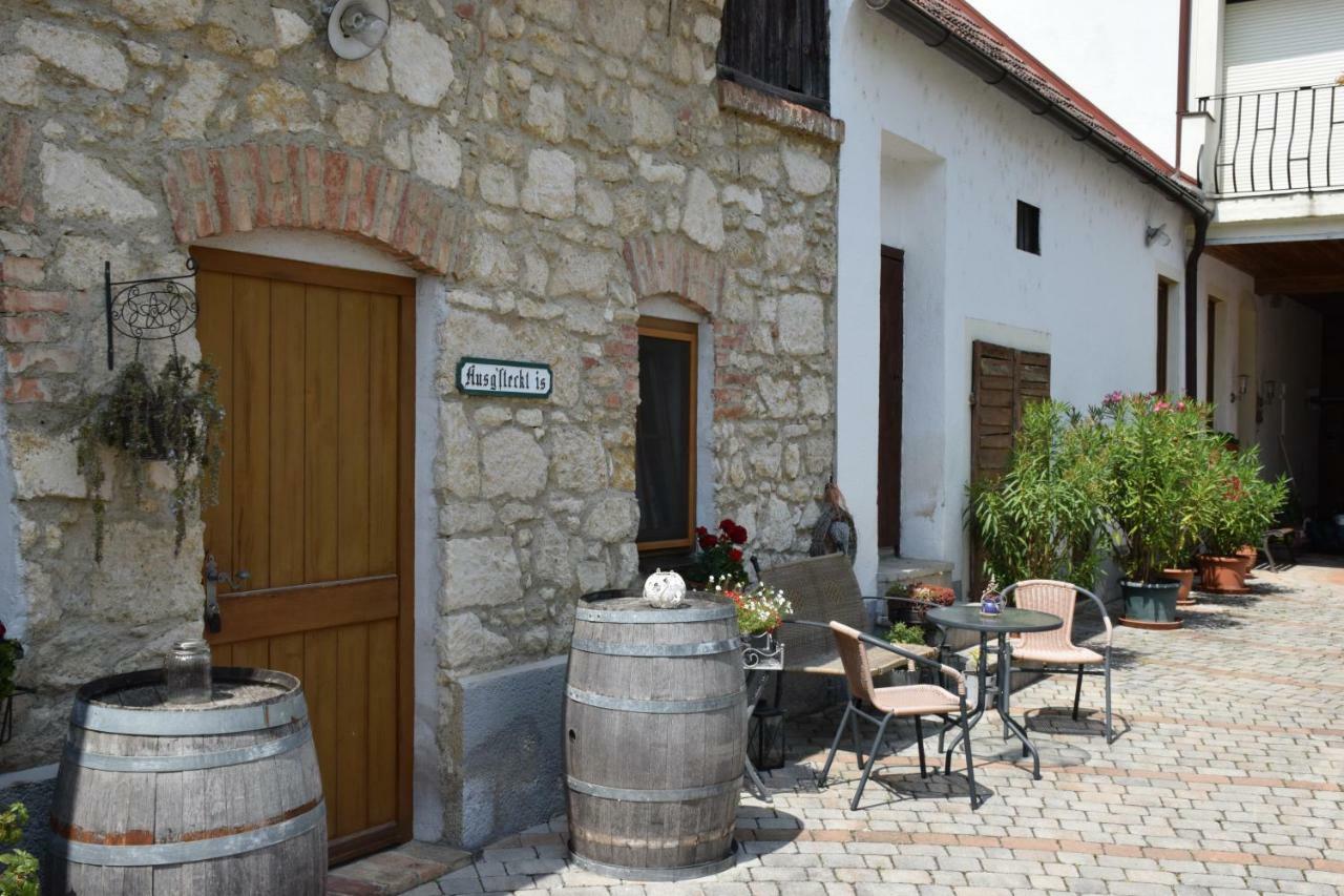 Gaestehaus Anita Breitenbrunn am Neusiedler See Exterior foto